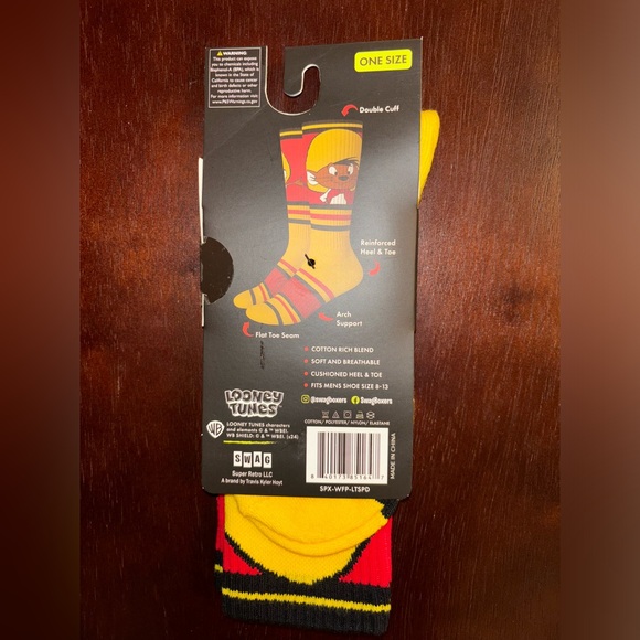 LOONEY TUNES (SPEEDY GONZALES) SWAG CREW SOCKS NWT MEN’S SHOE SIZE 8-13 - Picture 2 of 2